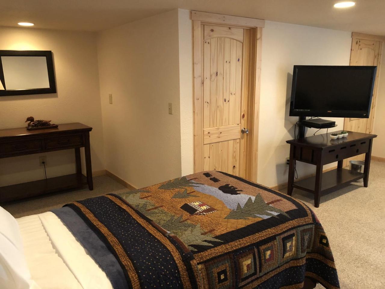Great Northern Resort Уэст-Глейшер Экстерьер фото