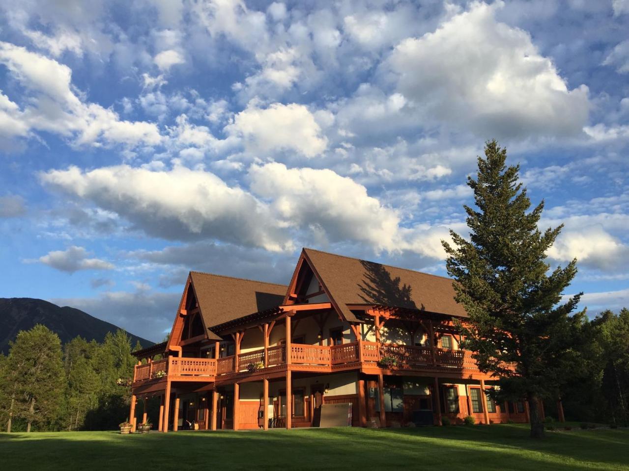 Great Northern Resort Уэст-Глейшер Экстерьер фото